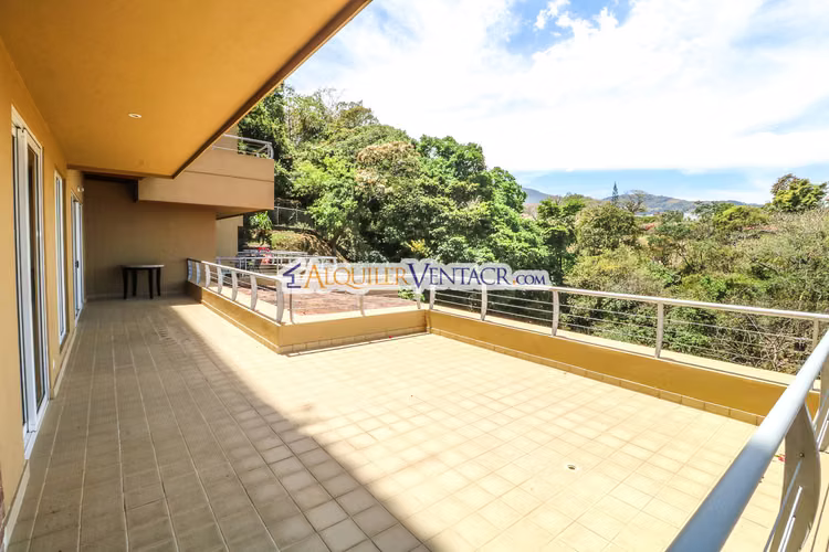APARTAMENTO AMUEBLADO DE 210 M2 CON TERRAZA GRANDE Y VISTA EN ESCAZU - Imagen 4