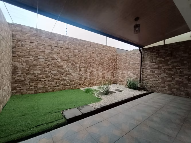 Venta de casa en condominio en Ciudad Colón - Imagen 2