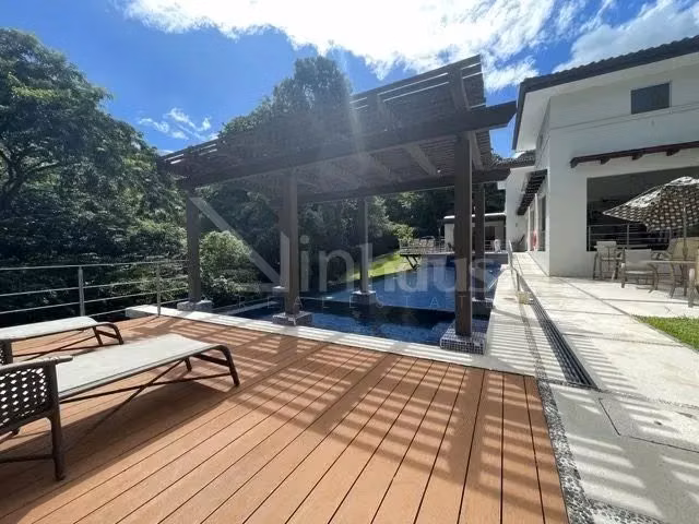 Se vende lote plano en Condominio en Ciudad Colón - Imagen 5