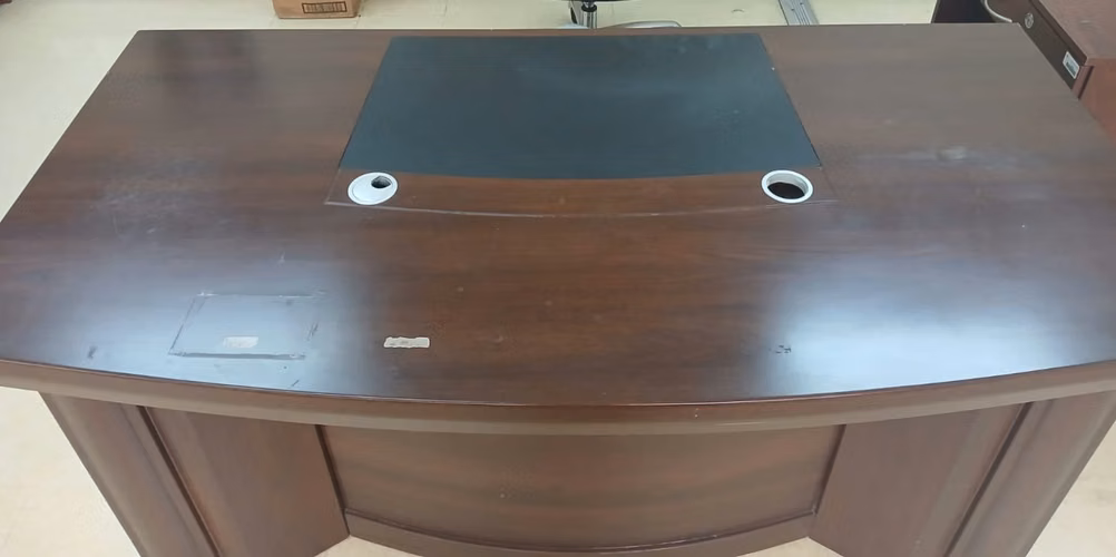 Venta de Escritorio con arturito y Silla - Imagen 3