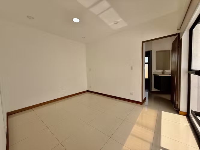 Venta de casa contemporánea de 3 habitaciones en Condominio Montezuma, Grecia - Imagen 4