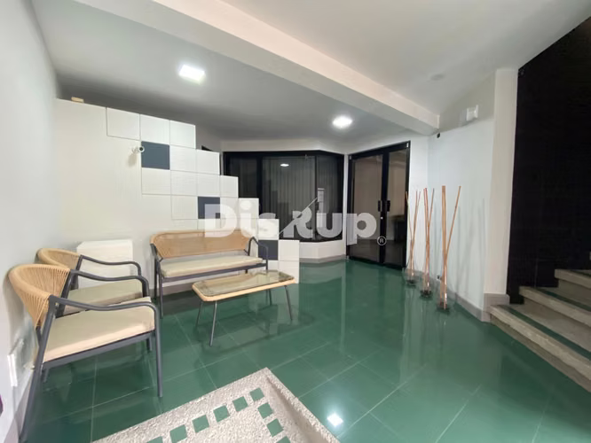 Alquiler de apartamento estudio amueblado. C/ serv. Freses, Curridabat - Imagen 10