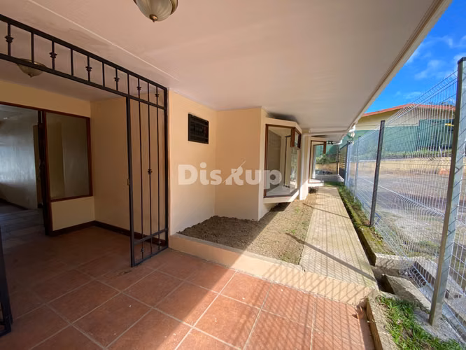 Alquiler de amplia casa de 1 planta, 4 habitaciones. San Ramón (Tres Ríos) - Imagen 11