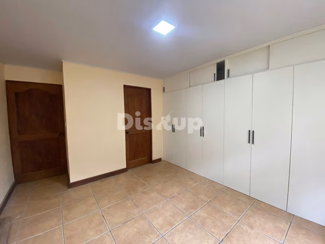 Alquiler de amplia casa de 1 planta, 4 habitaciones. San Ramón (Tres Ríos) - Imagen 14