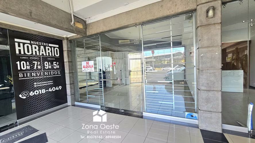 Venta de  local comercial muy cerca de Distrito 4 - Imagen 10