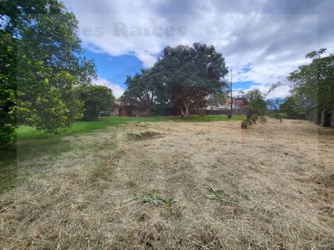 Se Vende Terreno para Desarrollo (Residencial o Comercial) - Imagen 15