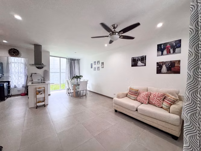 VENTA DE CASA EN SANTA ANA CONDOMINIO RÍO ESCONDIDO PARA INVERSIÓN - Imagen 18