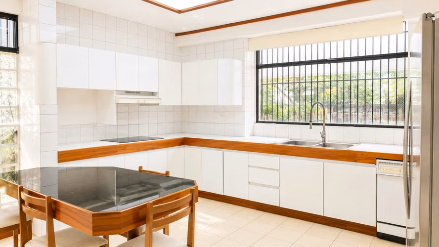 Venta de Casa Heredia Belén Ciudad Cariari | Vista al Campo de Golf | Exclusiva y Espaciosa - Imagen 7