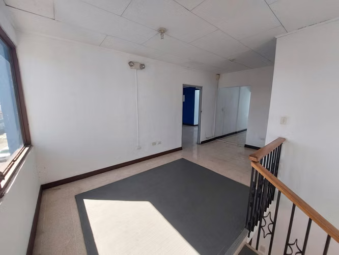 Venta de Edificio de 3 PISOS en Catedral-San José. RAH 27-375 - Imagen 7