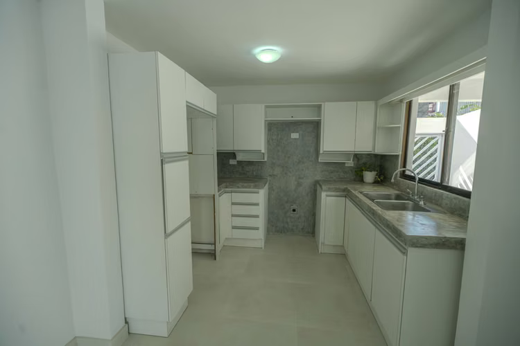 98425 / Venta / Casa remodelada / 220 m² / Independiente / Negociable - Imagen 11