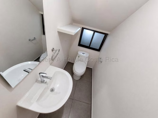 Venta de Casa en San Francisco de Heredia. RAH 27-272 - Imagen 2