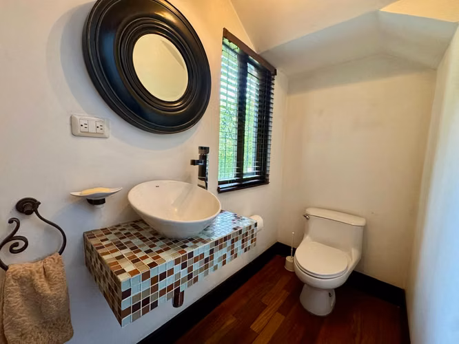Venta de Casa en Condominio Villa Real, Santa Ana - Imagen 4