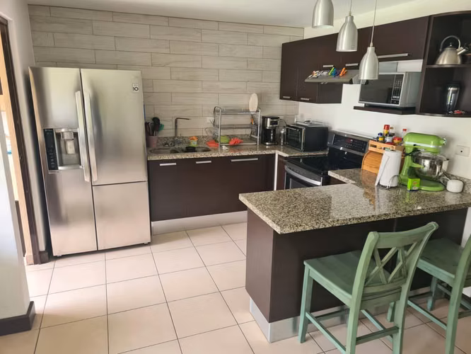 Venta de Casa en Condominio Altavista
