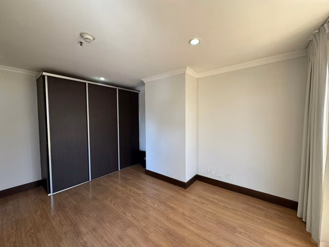 Venta de apartamento de una habitación en Torres del Lago, Sabana Sur. - Imagen 8