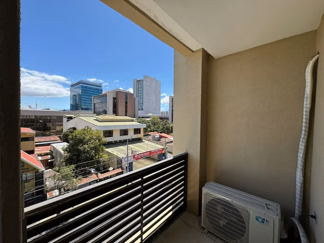 Venta de apartamento de una habitación en Torres del Lago, Sabana Sur. - Imagen 7