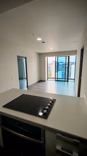 Se alquila apartamento con línea blanca en Cosmopolitan Tower, Nunciatura, San José. - Imagen 2