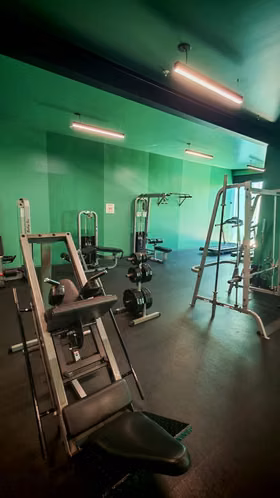 Se alquila apartamento con línea blanca en Cosmopolitan Tower, Nunciatura, San José. - Imagen 9