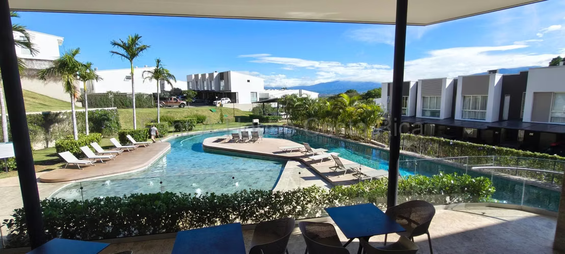 Alquiler de Casa en Río Oro de Santa Ana RZ - Imagen 2