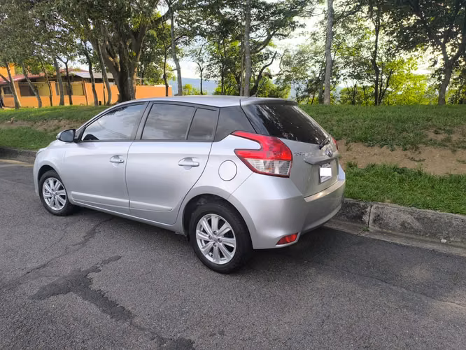 Toyota Yaris Sport 2016 - Imagen 8