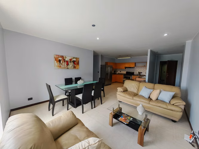 Alquiler de Apartamento Amueblado en Escazú - Imagen 1