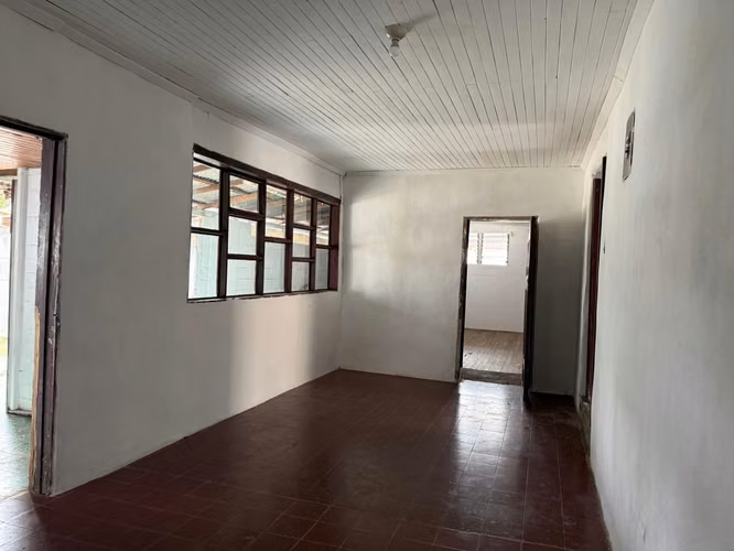 SE ALQUILA CASA. Excelente opción para vivienda o comercio - Imagen 2