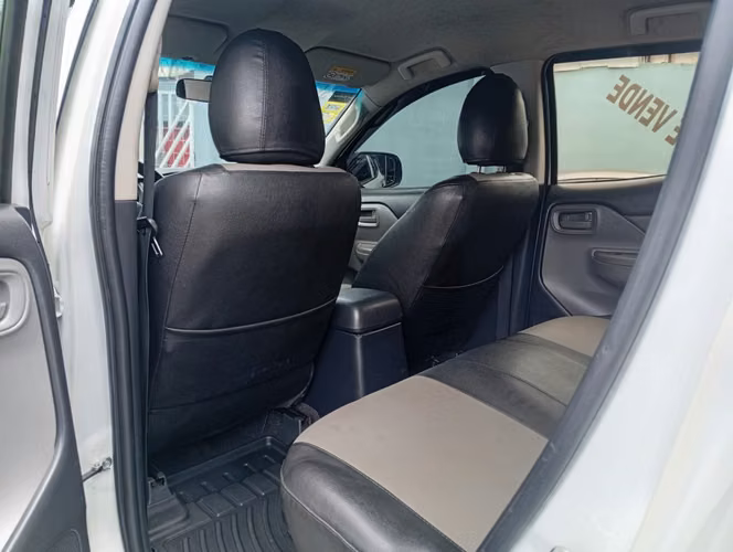 Mitsubishi L200 - Imagen 16