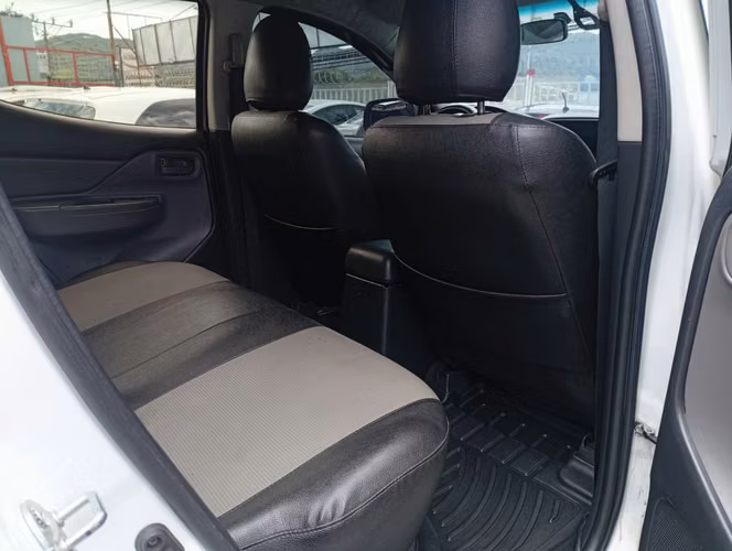 Mitsubishi L200 - Imagen 11