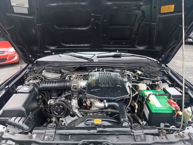 Mitsubishi montero sport - Imagen 17