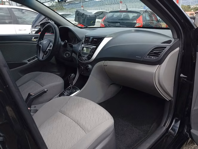 Hyundai accent - Imagen 11