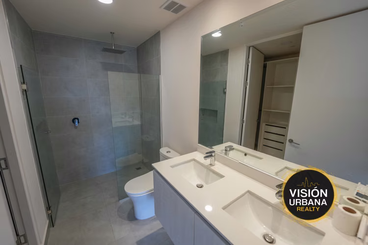 Apartamento con Línea Blanca de 2 Habitaciones en ALTEREGO - Imagen 12