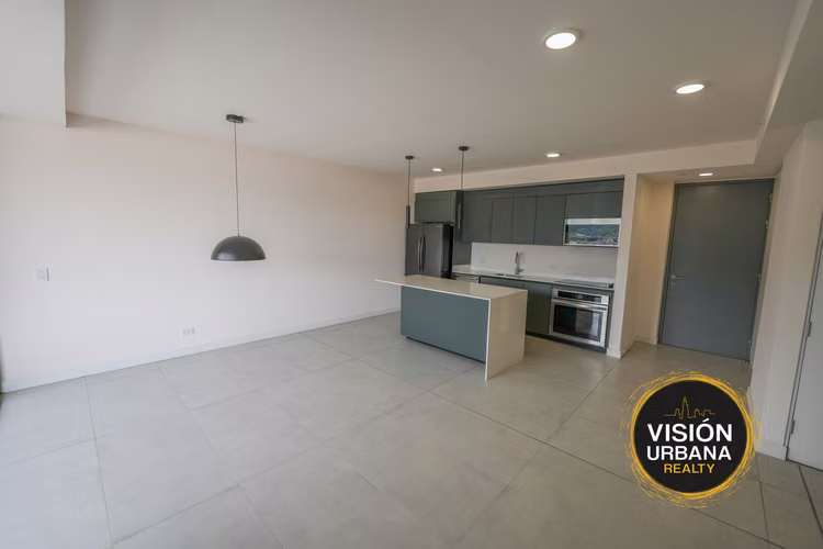 Apartamento con Línea Blanca de 2 Habitaciones en ALTEREGO - Imagen 4