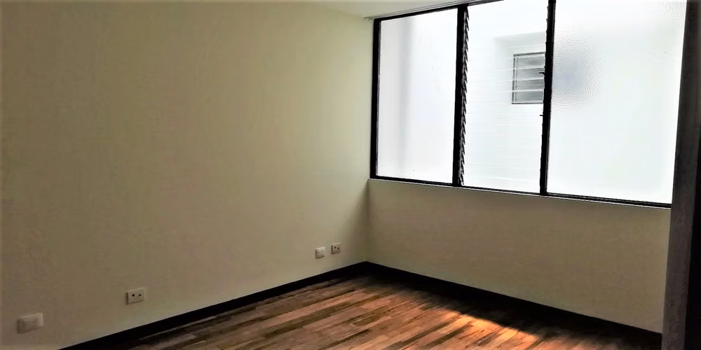 APARTAMENTO REMODELADO EN SABANA SUR A UNA CUADRA DE LA SABANA (RC 1227 3) - Imagen 10