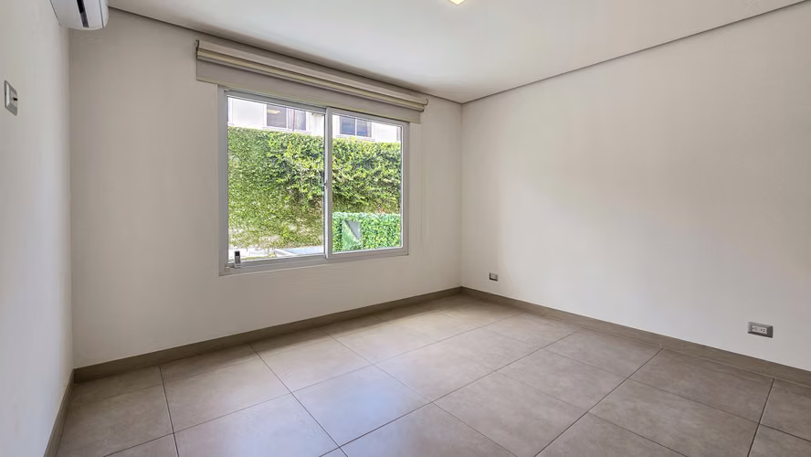Alquiler de moderna casa ubicada en Escazú - Imagen 9