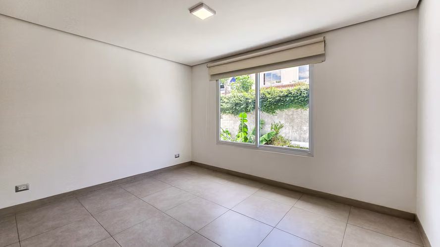 Alquiler de moderna casa ubicada en Escazú - Imagen 7