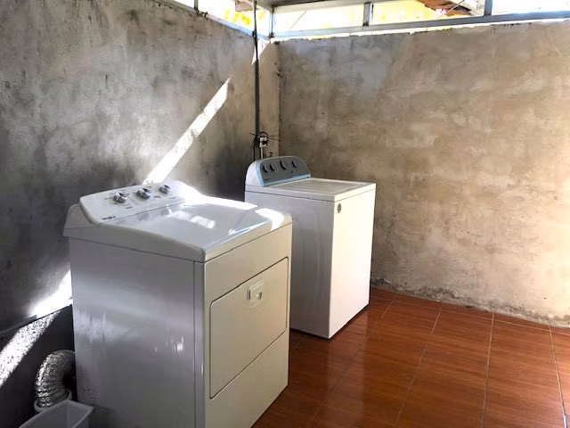 Apartamento y estudios, con Servicios Incluidos, San Rafael de Escazú - Imagen 4