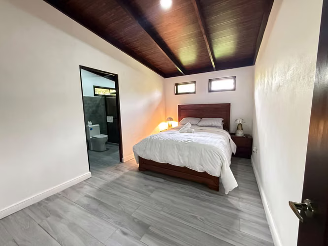 Finca con Cabaña Nueva en Bajos del Toro – Terreno de 2.000 m² - Imagen 17