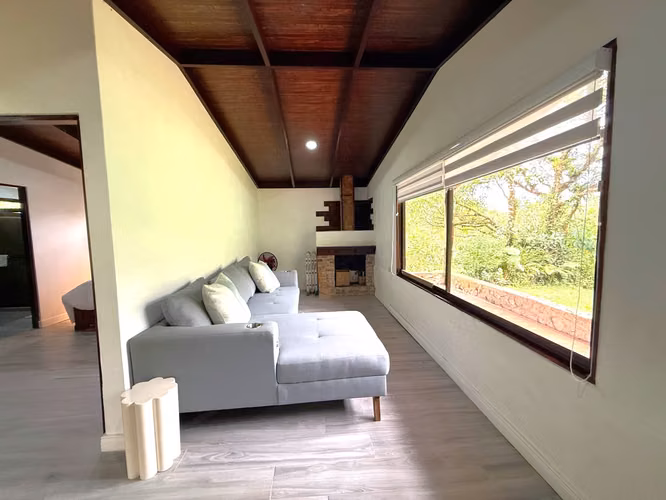 Finca con Cabaña Nueva en Bajos del Toro – Terreno de 2.000 m² - Imagen 12