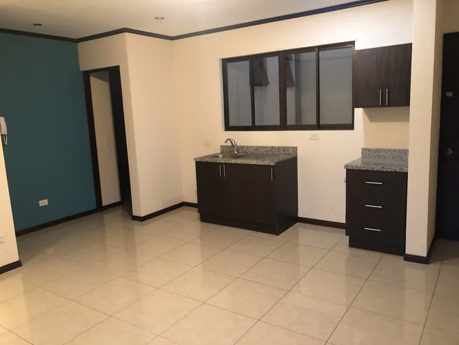 ALQUILER DE APARTAMENTO EN RESIDENCIAL, SAN PABLO DE HEREDIA