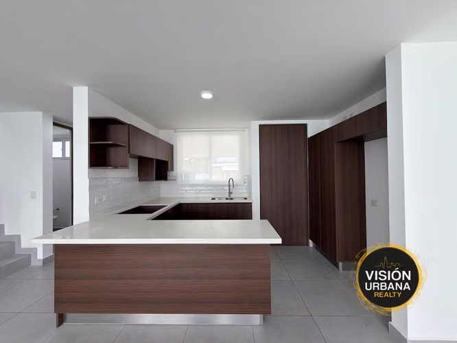 Casa para Estrenar de 3 Habitaciones en Condominio Bitzu, Escazú
