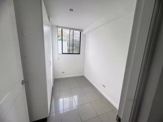 Apartamento de 3 cuartos en Torre en Jaboncillos, Escazú # - Imagen 12