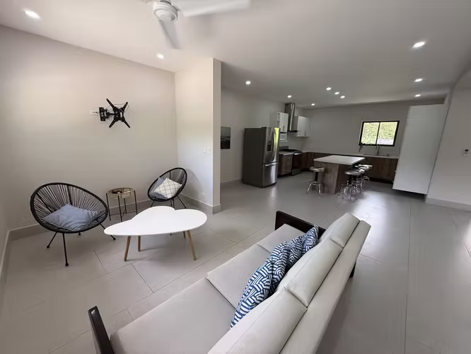 CASA EN ALQUILER AMUEBLADA EN CONDOMINIO LIBERIA