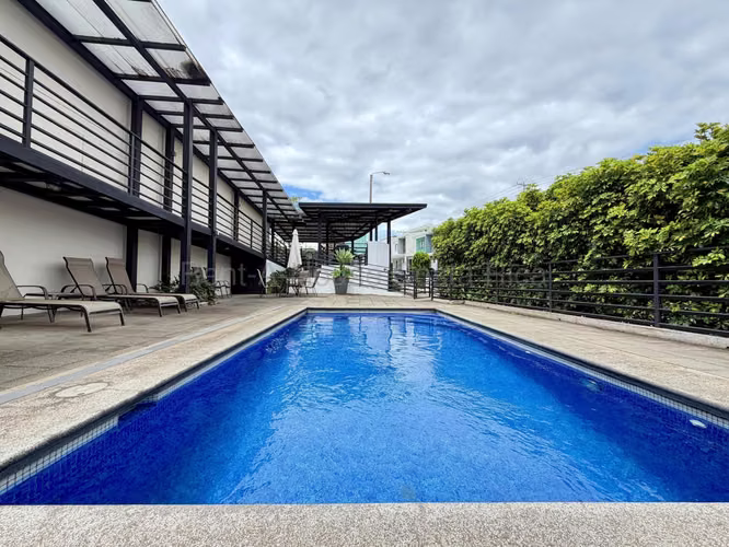 Venta de casa con piscina privada en Heredia, Ulloa. - Imagen 16