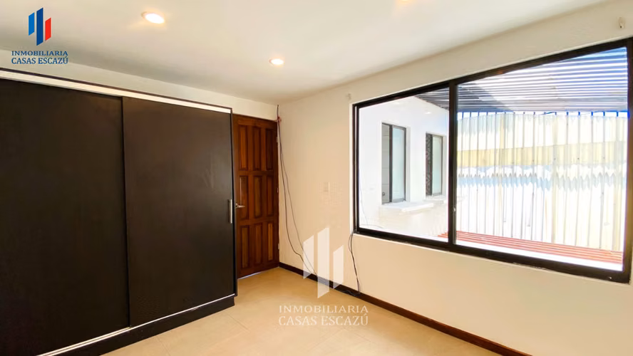 Casa en Alquiler o Venta en Condominio, Trejos Montealegre, San Rafael de Escazú - Imagen 17