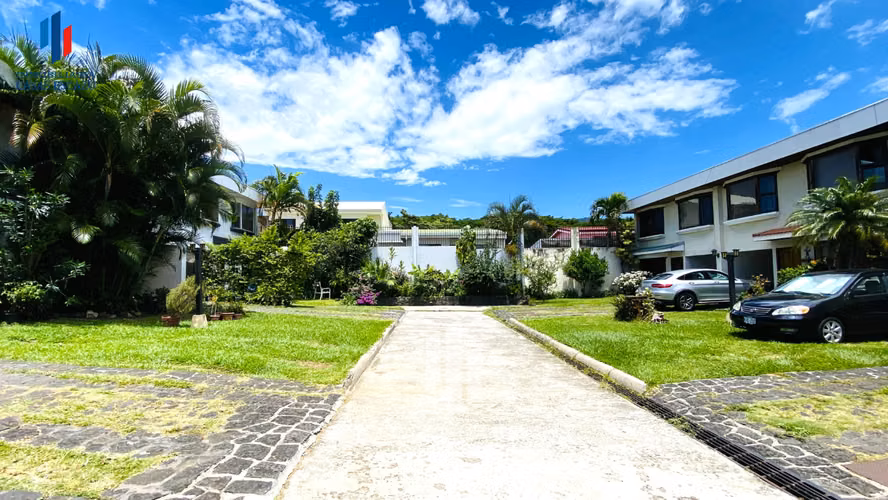 Casa en Alquiler o Venta en Condominio, Trejos Montealegre, San Rafael de Escazú - Imagen 2