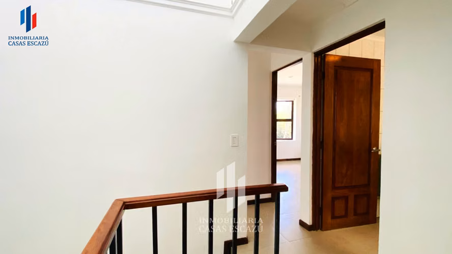 Casa en Alquiler o Venta en Condominio, Trejos Montealegre, San Rafael de Escazú - Imagen 14