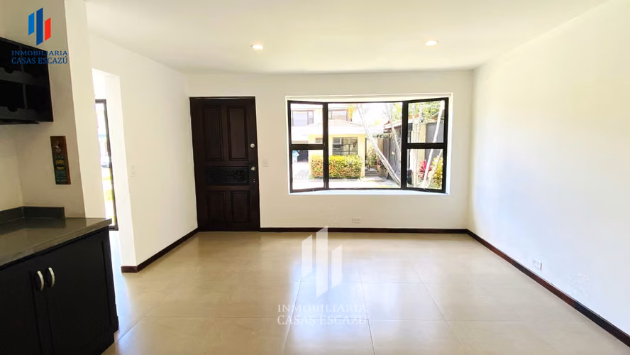 Casa en Alquiler o Venta en Condominio, Trejos Montealegre, San Rafael de Escazú - Imagen 4
