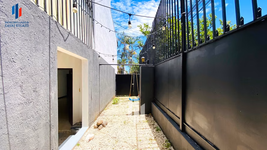 Casa en Alquiler o Venta en Condominio, Trejos Montealegre, San Rafael de Escazú - Imagen 10