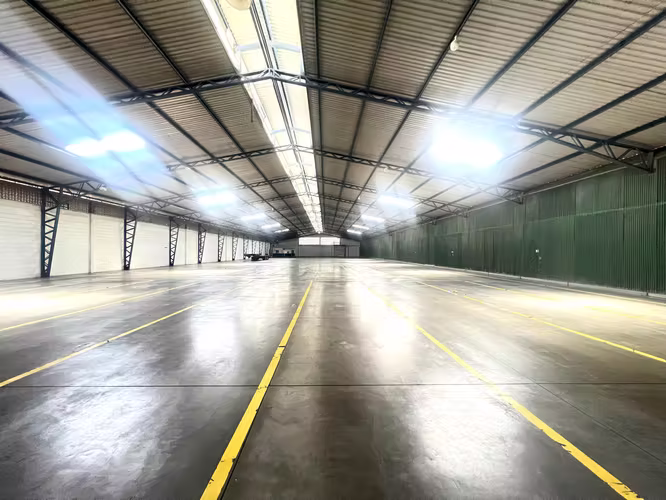 Aeropuerto Alquiler Bodega con Seguridad 24/7 Alajuela Almacenaje y distribución