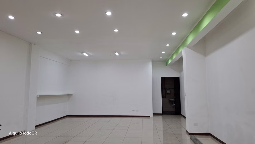 Local Excelente Punto Comercial Escazú - Imagen 2