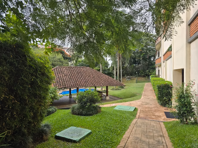 APARTAMENTO EN ALQUILER | ESCAZÚ - EXCELENTE UBICACIÓN - Imagen 16